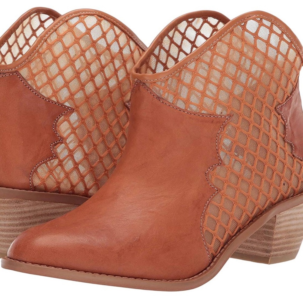 Kelsi Dagger Brooklyn® Keenan bootie.